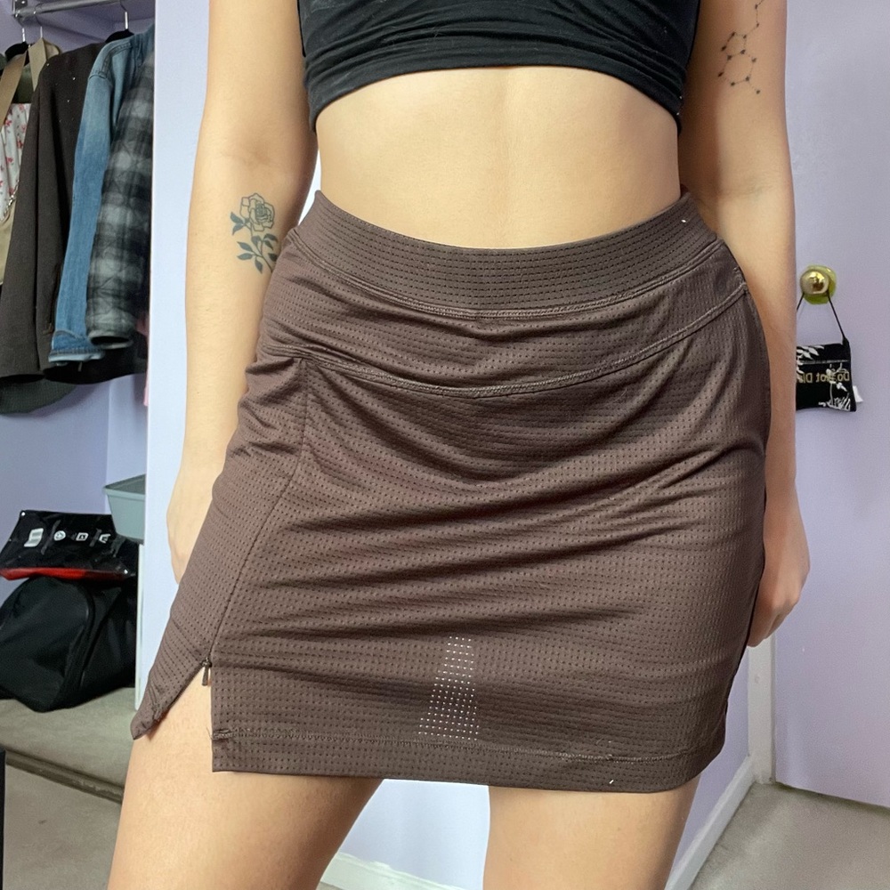 **SOLD** Brown Lolë Tennis Skort - Picture 2 of 8